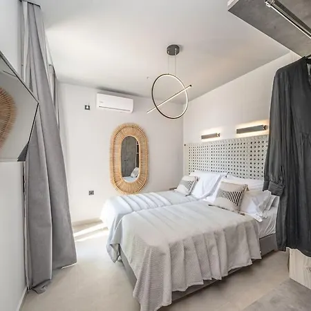 Luxury Gjovana's 1 Villa Svoronata